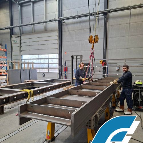 #Handwerkrockt, #Stahlbaurockt, #Maschinenunterkonstruktion, #fischeredelstahltechnik, #HeavyMetal, #Welding, #MadeinGermany, #Handwerk, #IPE900
