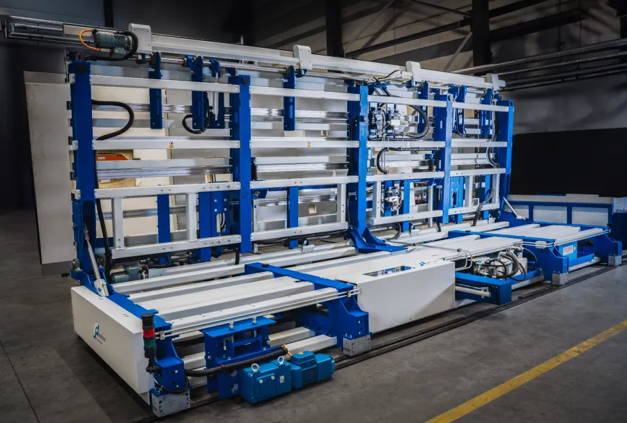 Innovative Dachbiegeanlage für die HYMER GmbH!