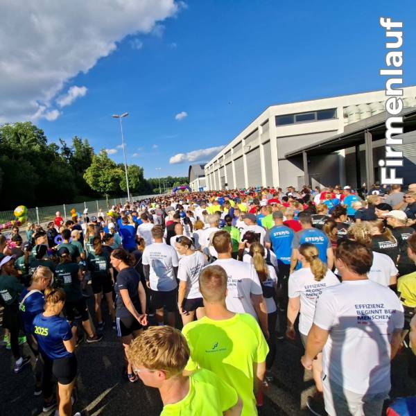 #FirmenlaufFriedrichshafen, #TeamSpirit, #LaufenMitSpaß, #PizzaAlsBelohnung, #FischerEdelstahltechnik